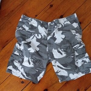 Wrangler Shorts Mens 44 Green Camo Camouflage Cargo Outdoor Cotton